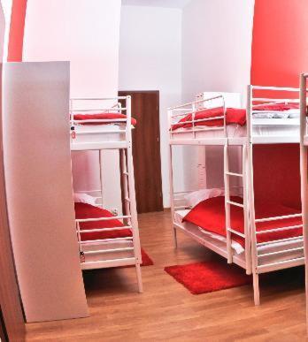Big City Hostel Вроцлав Номер фото
