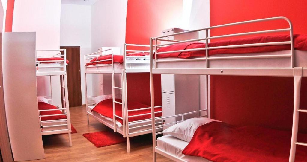 Big City Hostel Вроцлав Номер фото