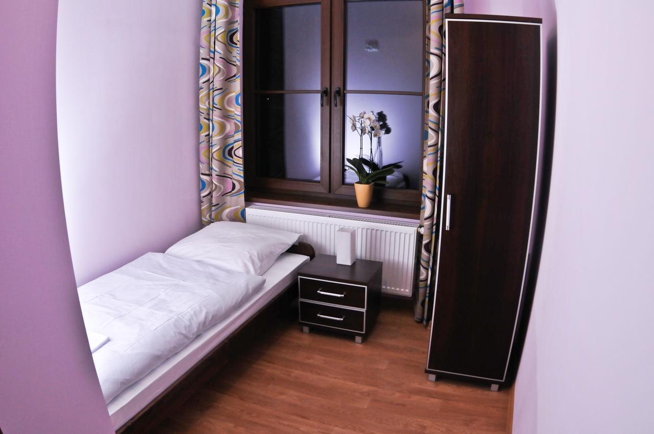 Big City Hostel Вроцлав Экстерьер фото