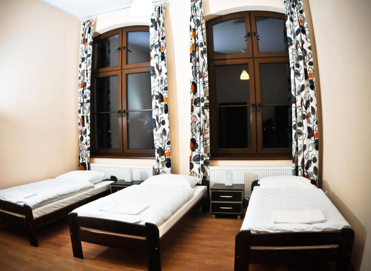 Big City Hostel Вроцлав Экстерьер фото
