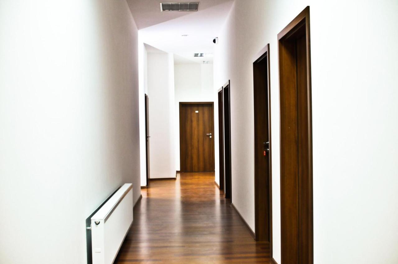 Big City Hostel Вроцлав Экстерьер фото